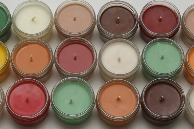 How To Make Your Own Candles At Home [Home Decorating Guide