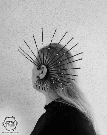 Super spike ear cuff