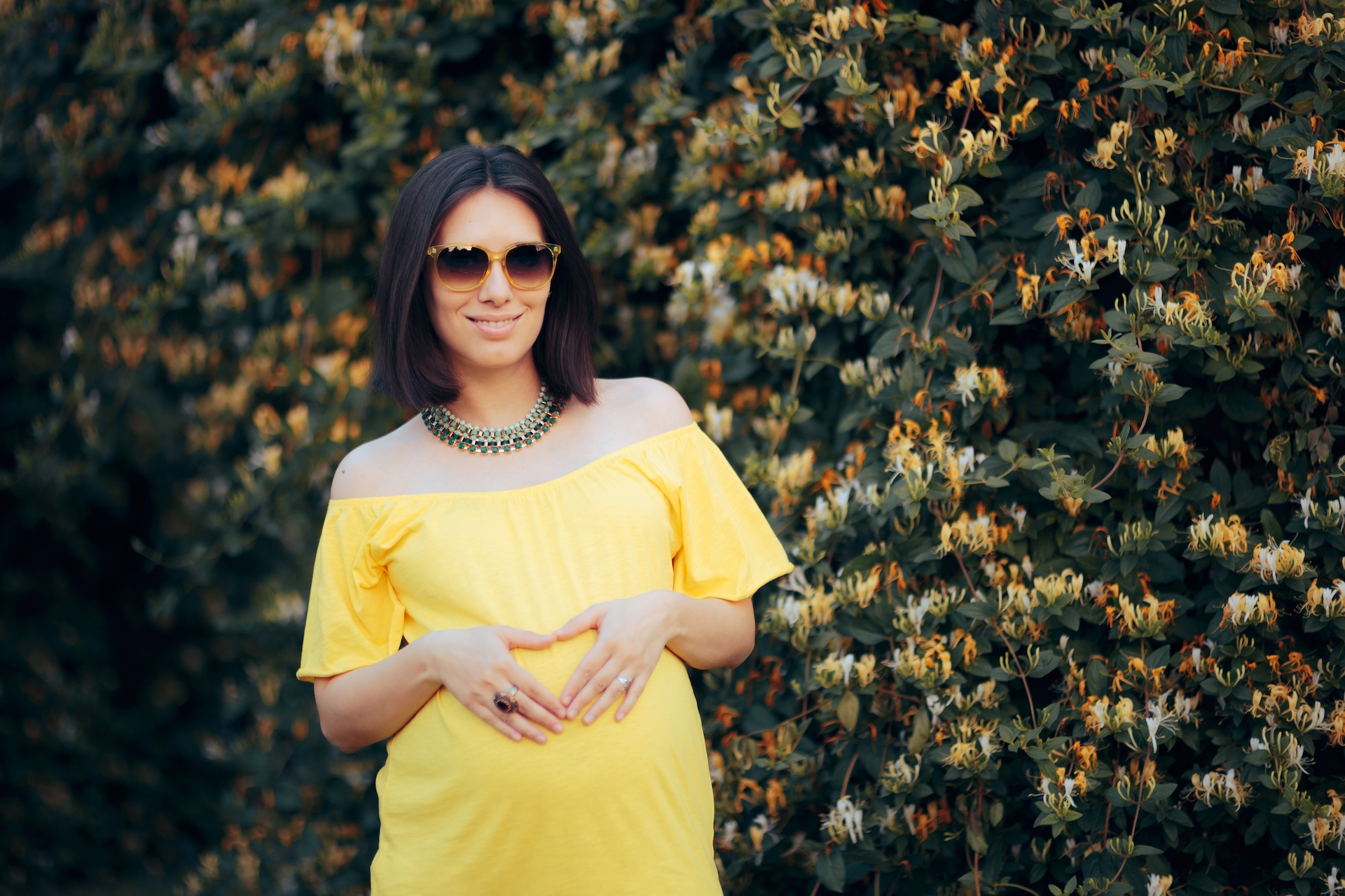 The 13 Best Maternity Dresses For Hot Summer Months ChatterSource